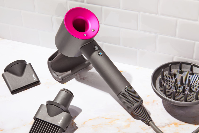 Бережная сушка феном Dyson